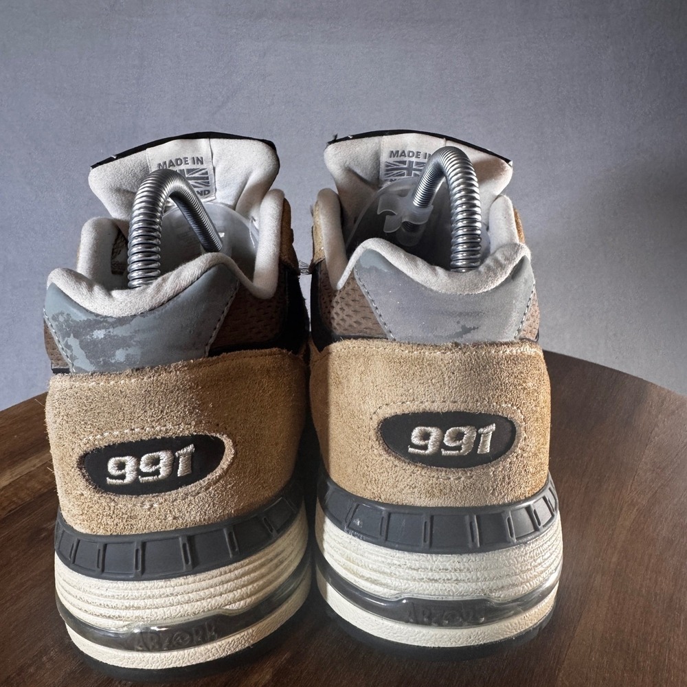 New Balance 991 Made in‎ England Tan Brown Suede Sneakers M991CGB Mens 9